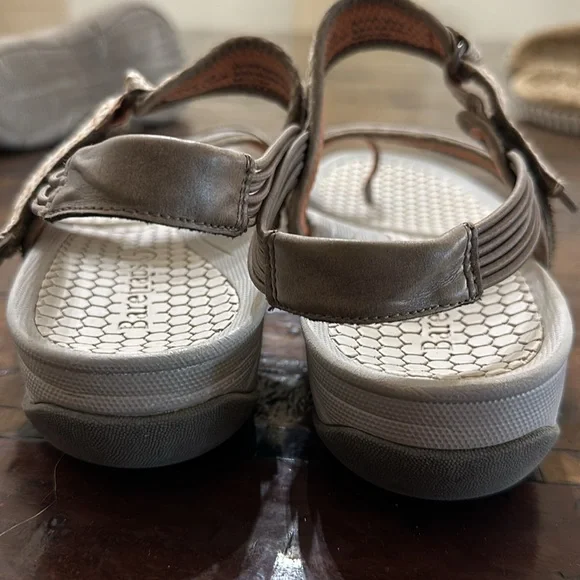 Baretraps women’s size 11 sandals - Picture 5 of 6